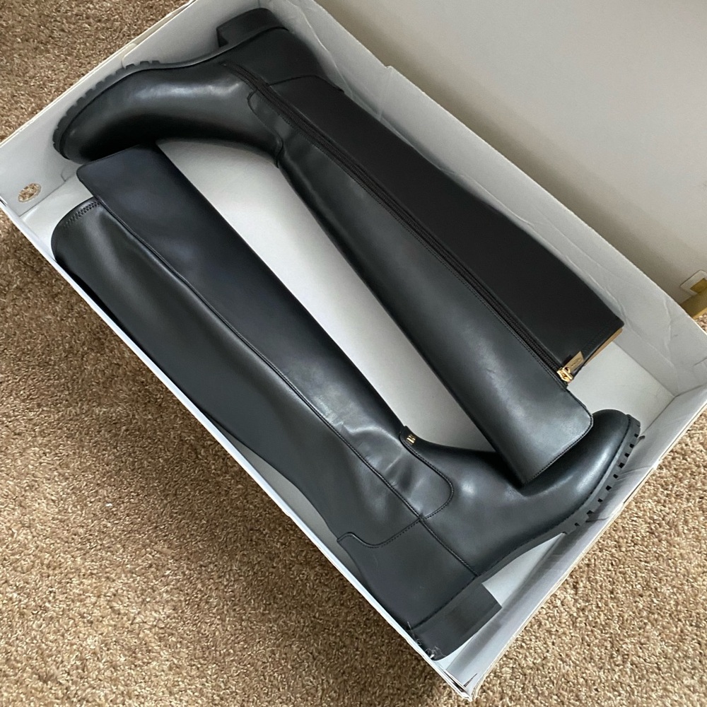 Michael Kors Britt Black Boots Sz 8